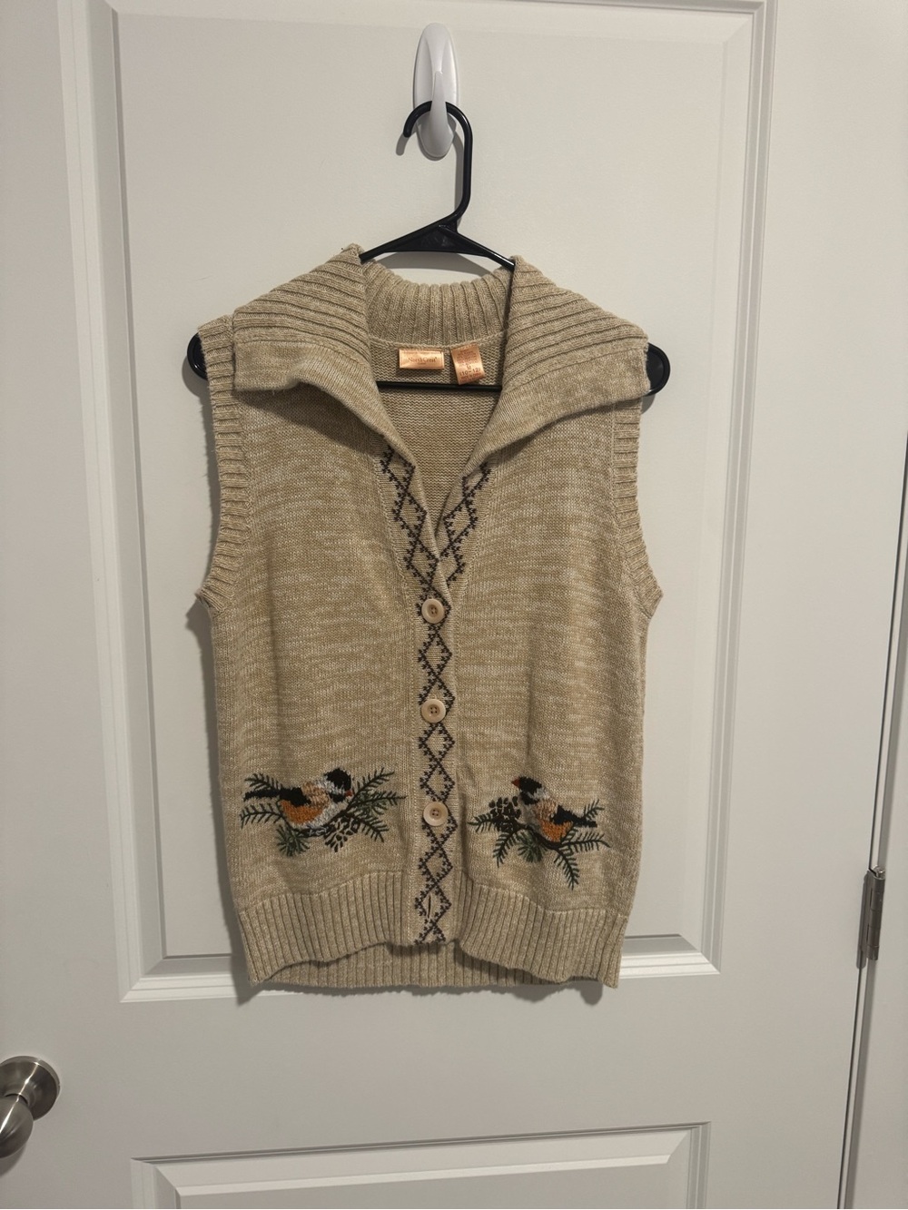 Vintage Sleeveless Beige Bird Embroidered Knit Sweater Vest